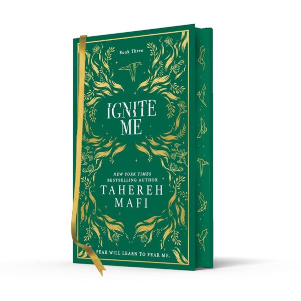 Shatter Me Collector's Edition 3 Books Collection Set By Tahereh Mafi (Shatter Me, Unravel Me and Ignite Me) - Image 3